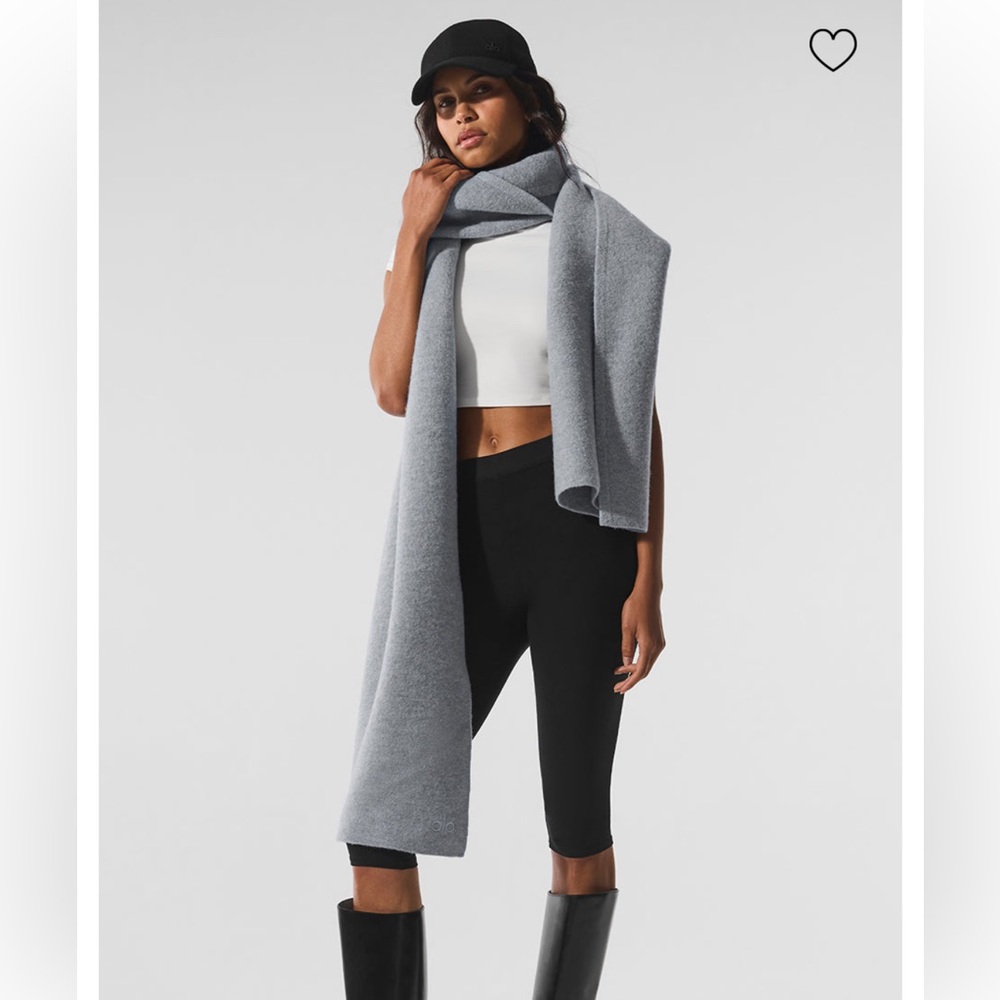 Brand New NEVER Opened Alo Merino Wool Oversized Scarf - Hazy Heather Grey